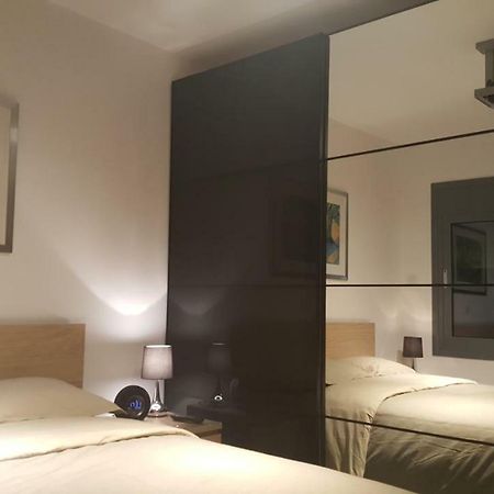 Kennedy Deluxe Suites Nikosia Exterior foto